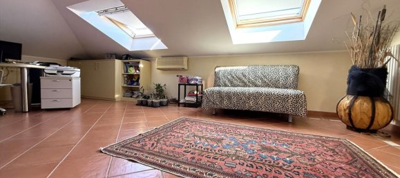 Дуплекс с 4 спальнями в Римини, Италия № 327837 21