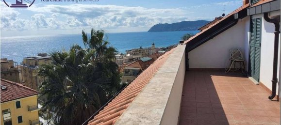 4 bedrooms Apartment in Alassio, Italy No. 351214 3