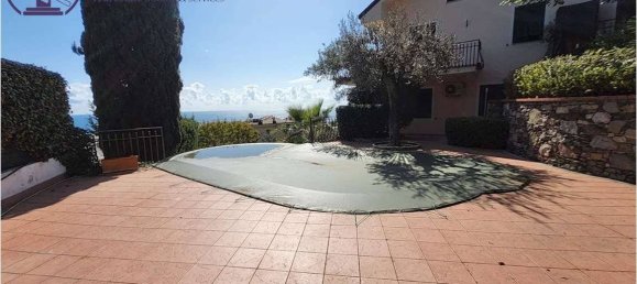 4 bedrooms Apartment in Alassio, Italy No. 351214 12