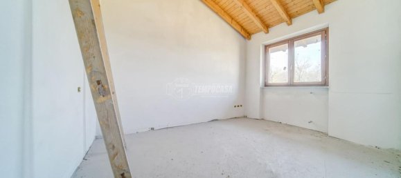 4-Zimmer Haus in Cadrezzate con Osmate, Italy, Nr. 18325 22