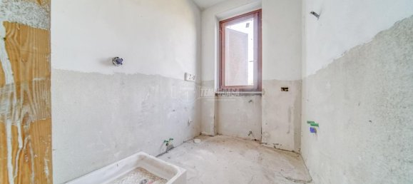 4-Zimmer Haus in Cadrezzate con Osmate, Italy, Nr. 18325 46