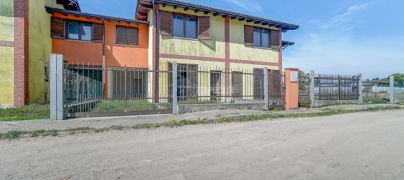 4-Zimmer Haus in Cadrezzate con Osmate, Italy, Nr. 18325 47