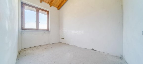 4-Zimmer Haus in Cadrezzate con Osmate, Italy, Nr. 18325 36