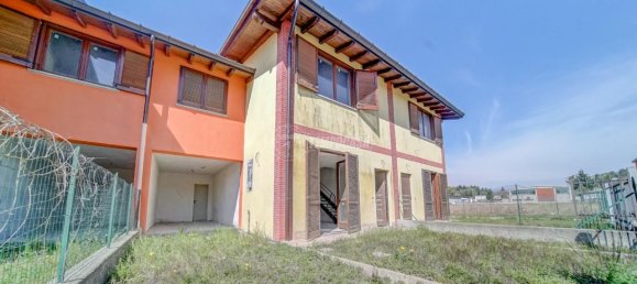 4-Zimmer Haus in Cadrezzate con Osmate, Italy, Nr. 18325 4