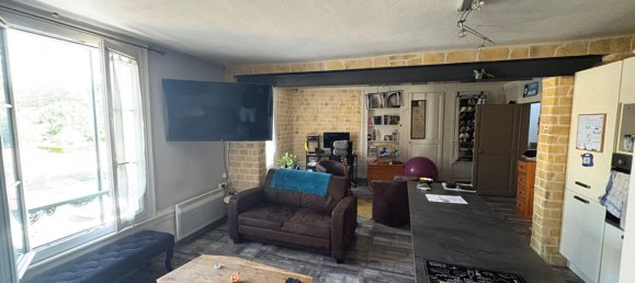 2 rooms Apartment in Chartres, France No. 282803 2