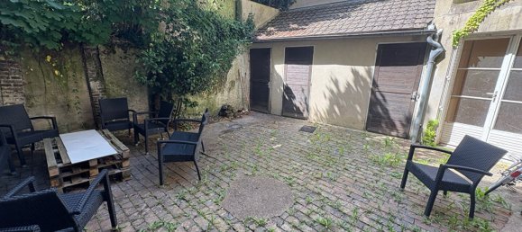 2 rooms Apartment in Chartres, France No. 282803 5
