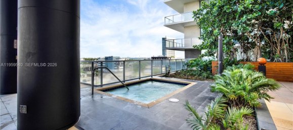 2 Schlafzimmer Gewerbliche Immobilien in Miami, USA, Nr. 615718 5