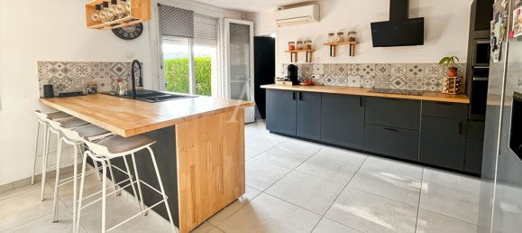 3 Schlafzimmer Haus in Lot, France, Nr. 300160 6