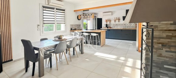 3 Schlafzimmer Haus in Lot, France, Nr. 300160 5