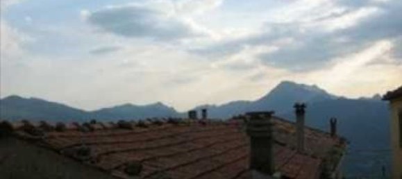 6 rooms Duplex in Barga, Italy No. 173109 2