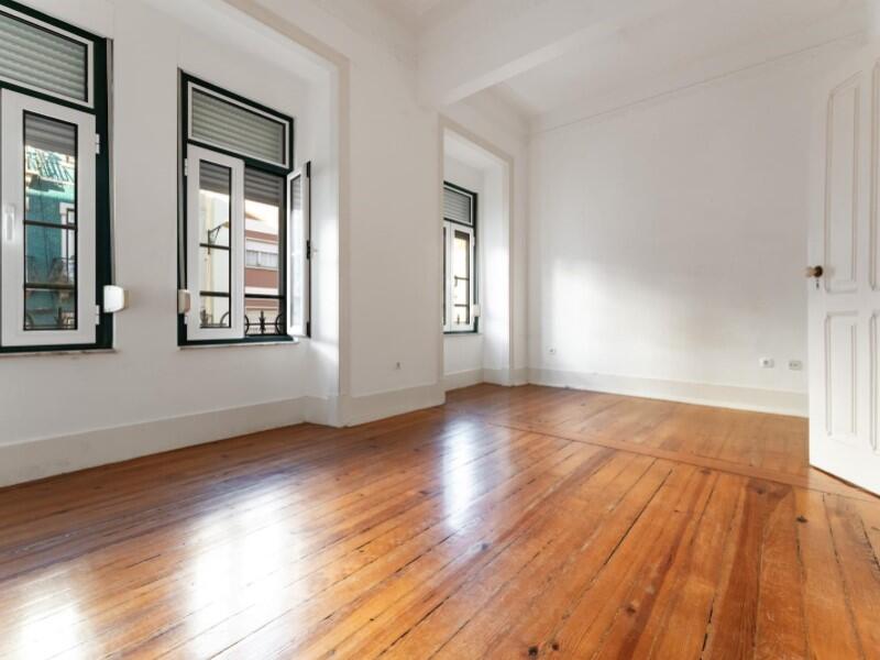 2 bedrooms Apartment in Lisbon, Portugal No. 115709