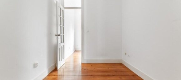 2 bedrooms Apartment in Lisbon, Portugal No. 115709 10