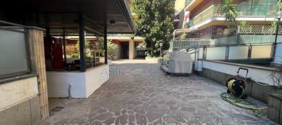 3-Zimmer Wohnung in Rome, Italy, Nr. 32388 4