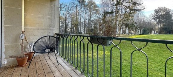 2 bedrooms Apartment in Ville-d'Avray, France No. 164378 3