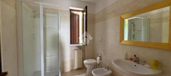 Квартира с 3 спальнями в Альбино, Италия № 266543 13