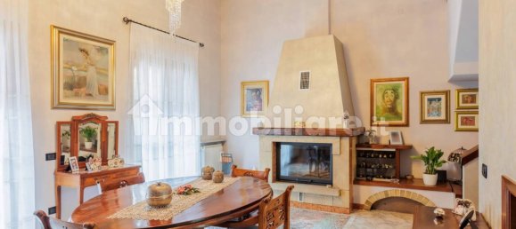 3 bedrooms House in Nova Milanese, Italy No. 232092 2