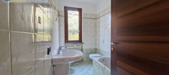 Apartamento de 3 habitaciónes en Como, Italy No. 94461 14