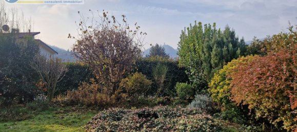 Apartamento de 3 habitaciónes en Como, Italy No. 94461 7