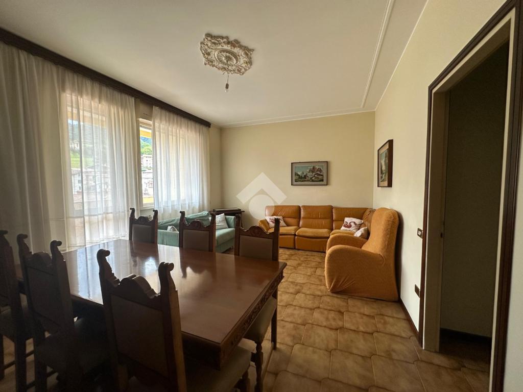 2 Schlafzimmer Wohnung in Leffe, Italy, Nr. 263348