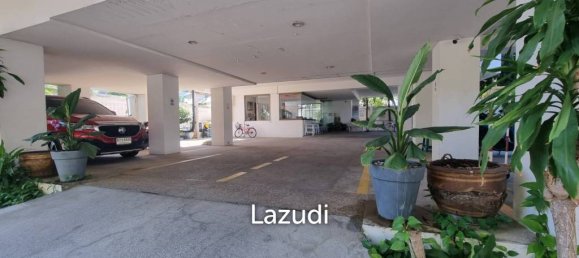 28 bedrooms Hotel in Pattaya, Thailand No. 26100 2