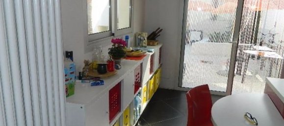 3 bedrooms House in Carrara, Italy No. 50410 15