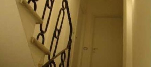 3 bedrooms House in Carrara, Italy No. 50410 9