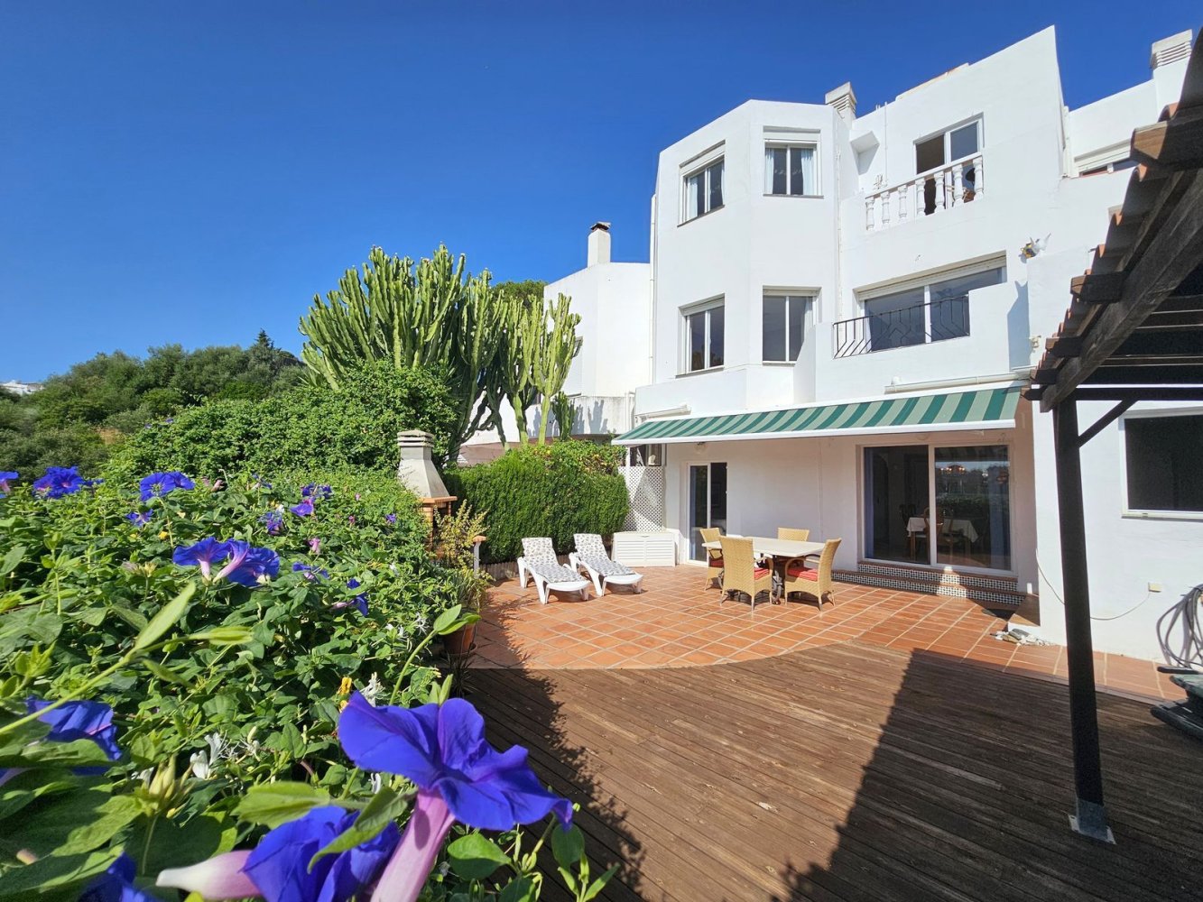 Таунхаус с 3 спальнями в Эстепона, Испания № 141170