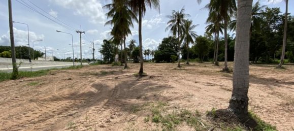  Commercial property in Bang Lamung, Thailand No. 94 9