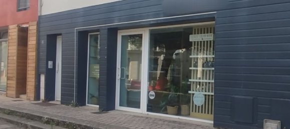 Gewerbliche Immobilie in Nantes, France 50m², Nr. 295221 4