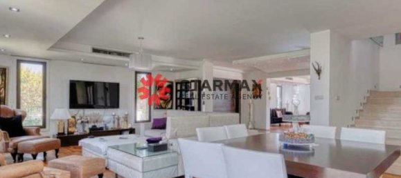 6 bedrooms Commercial property in Dromolaxia, Cyprus No. 67376 11