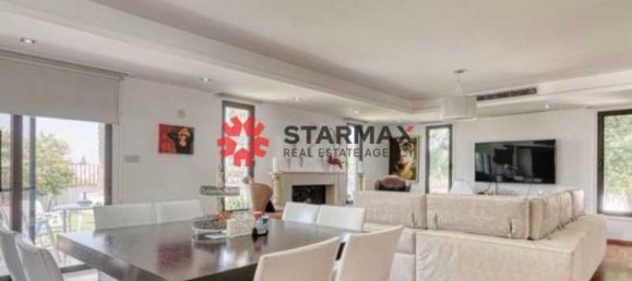 6 bedrooms Commercial property in Dromolaxia, Cyprus No. 67376 10