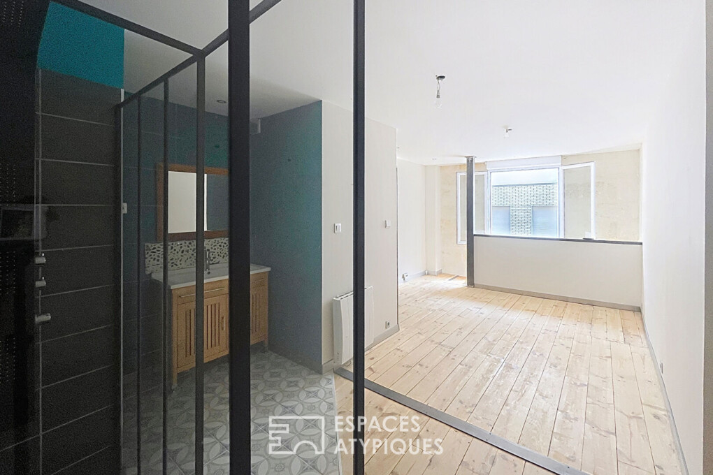 Apartamento de 1 dormitorio en Bordeaux, France No. 323066