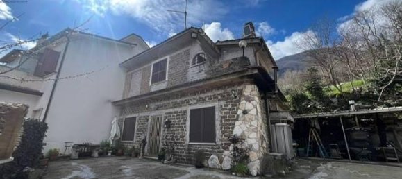 4 rooms House in Sora, Italy No. 110392 13