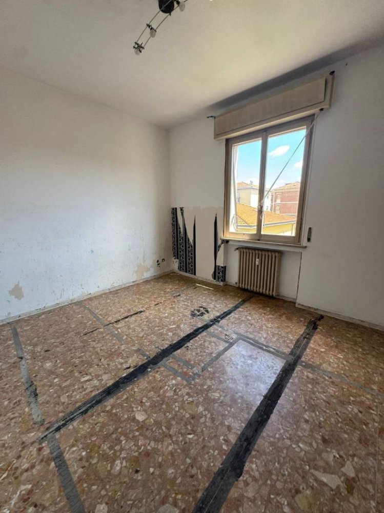 2 غرف نوم شقة في Parma, Italy رقم 283835