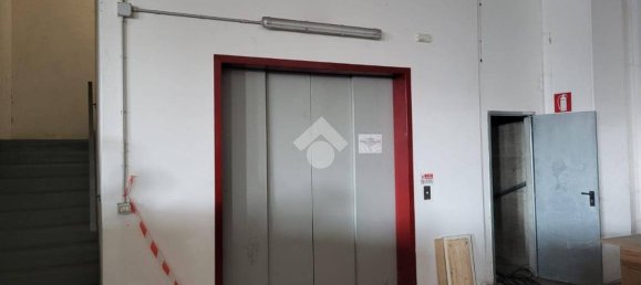1800m² Warehouse in Bagnatica, Italy No. 156059 17
