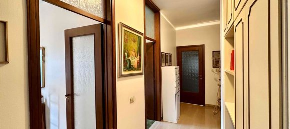 Apartamento de 2 divisões em Albino, Italy N.º 160908 7