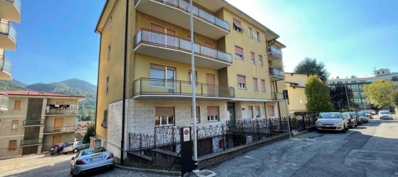 Apartamento de 2 divisões em Albino, Italy N.º 160908 2
