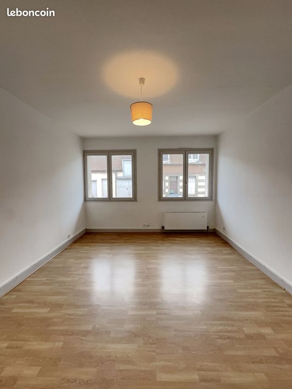 1 chambre Appartement à Moulins, France No. 316540