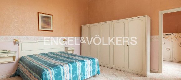 Apartamento de 2 dormitorios en Frascati, Italy No. 65000 13
