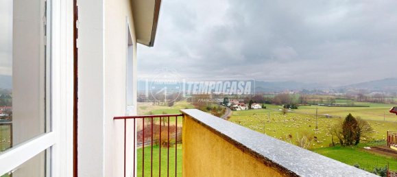 2 rooms Apartment in Besana in Brianza, Italy No. 40069 4