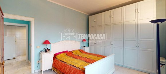 2 rooms Apartment in Besana in Brianza, Italy No. 40069 3