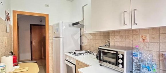 Квартира с 2 комнатами в Анцио, Италия № 41020 6