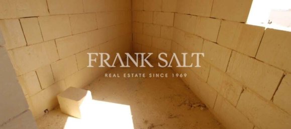 Apartamento T2 em Zebbug, Malta N.º 878 3