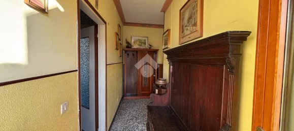 Apartamento de 3 habitaciónes en Loria, Italy No. 3521 21