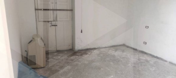 2-salle Propriété commerciale à Bari, Italy No. 21645 9