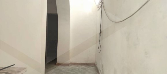 2-salle Propriété commerciale à Bari, Italy No. 21645 3