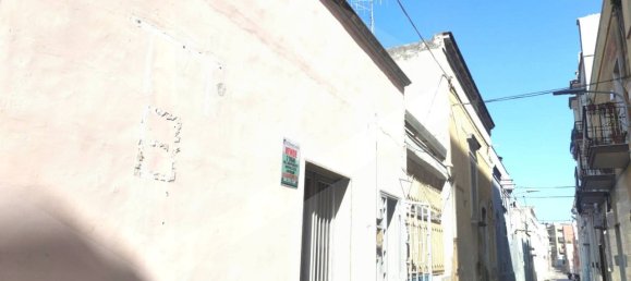 2-salle Propriété commerciale à Bari, Italy No. 21645 6