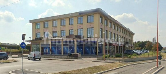 Gewerbliche Immobilie in Cesena, Italy 90m², Nr. 316996 7