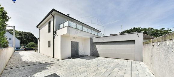 Вилла с 5 спальнями в Виляж-Нёф, Франция № 266360 2