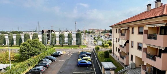 2 غرف نوم شقة في Magenta, Italy رقم 338892 10